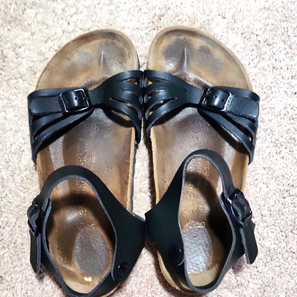 Birkenstock Bali Nubuck Sandals